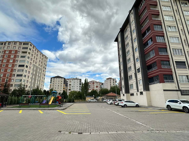 MİTHATPAŞA MAHALLESİNDE 3+1 KİRALIK DAİRE