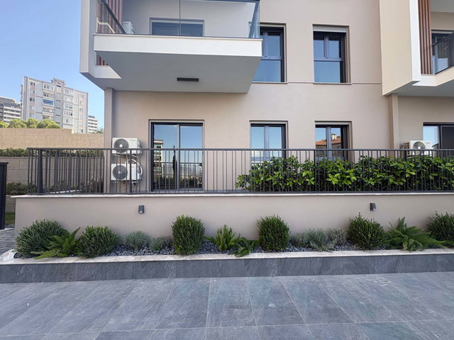 ULUKENT GÜLTEKIN PERA 2 SITESINDE BAHÇE KATI 2+1 KIRALIK DAIRE