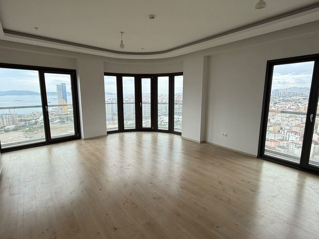 REMAX LOTUS'TAN PARK 34’TE 3+1 DENİZ MANZARALI KİRALIK DAİRE