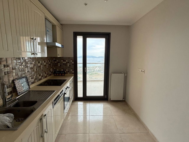 REMAX LOTUS'TAN PARK 34’TE 3+1 DENİZ MANZARALI KİRALIK DAİRE