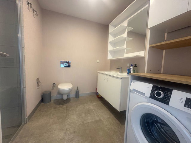 İZMIR BORNOVA DAP YAPI HAVUZ CEPHE 1+1 EŞYALI KIRALIK DAIRE