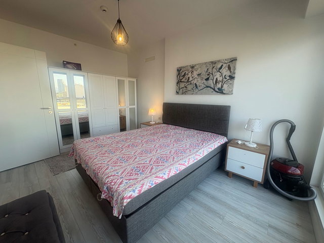 İZMIR BORNOVA DAP YAPI HAVUZ CEPHE 1+1 EŞYALI KIRALIK DAIRE