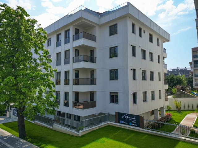AHENK ALTUNİZADE'DE 250 M² NET | 5+1 ÇATI DUBLEKSİ | 44 M² TERAS
