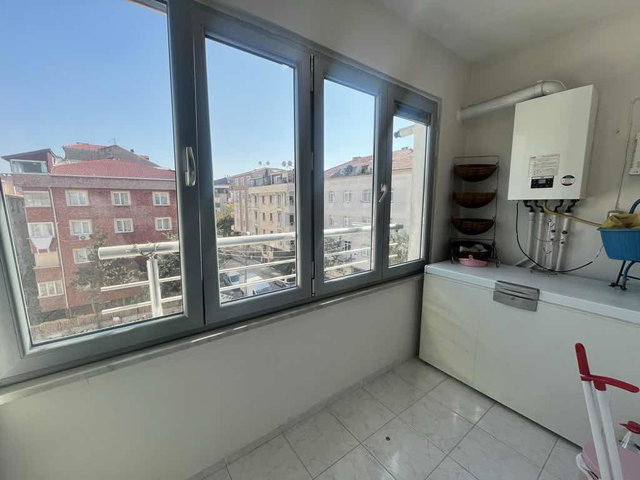 AVCILAR E5 METROBÜS YANI KENTSEL İÇİN UYGUN GENİŞ 3+1 SATILIK DAİRE