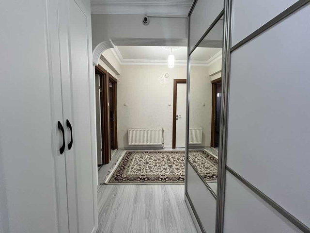 AVCILAR E5 METROBÜS YANI KENTSEL İÇİN UYGUN GENİŞ 3+1 SATILIK DAİRE