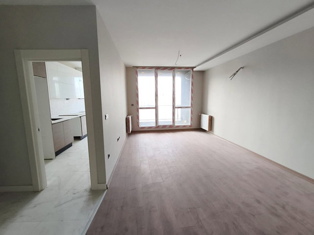 TOR BEYLİKDÜZÜ PROJESİN'DE 2+1 EBEVEYN BANYOLU SATILIK DAİRE