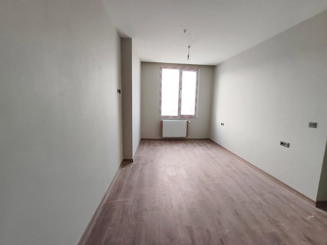 TOR BEYLİKDÜZÜ PROJESİN'DE 2+1 EBEVEYN BANYOLU SATILIK DAİRE
