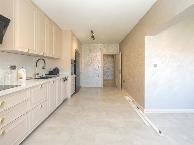 SAROS ÖZENKENT SİTESİNDE İÇİ FULL YAPILI SATILIK 3+1 DAİRE