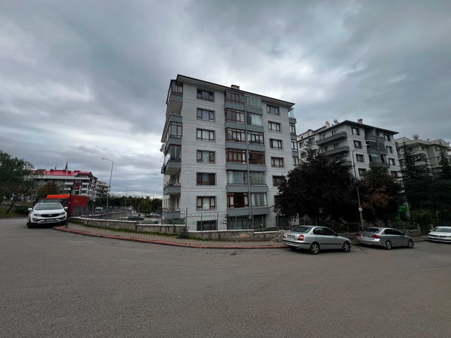 SERHAT MAH.’DE 3+1 | 125 M² NET | ÇİFT CEPHE SATILIK DAİRE