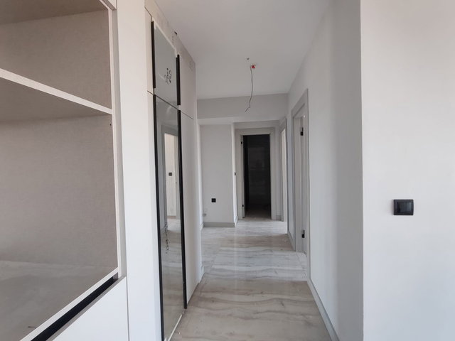 ÇANKAYA İLKER CRYSTAL TOWER DA SIFIR 2+1  BALKONLU DAİRE
