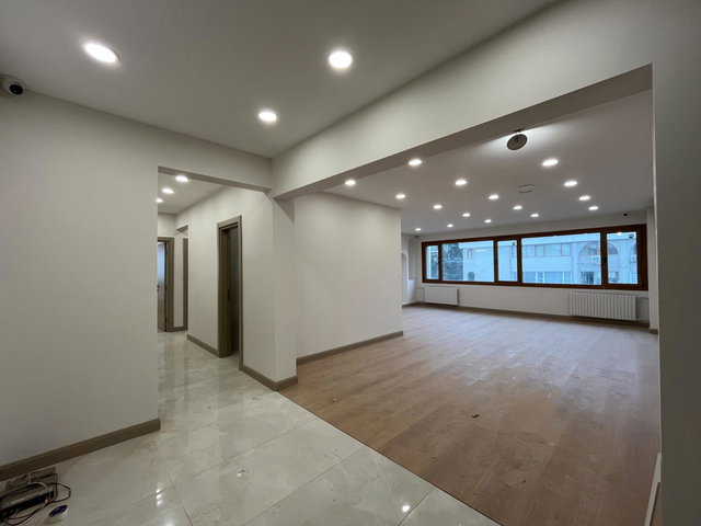 ALTUNİZADE SİTESİ YENİLENMİŞ METRO&METROBÜSE YAKIN DUBLEKS DAİRE