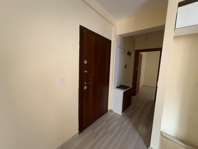 ULUKENT'DE MERKEZI LOKASYON BOŞ DURUMDA 1+1 SATILIK DAIRE