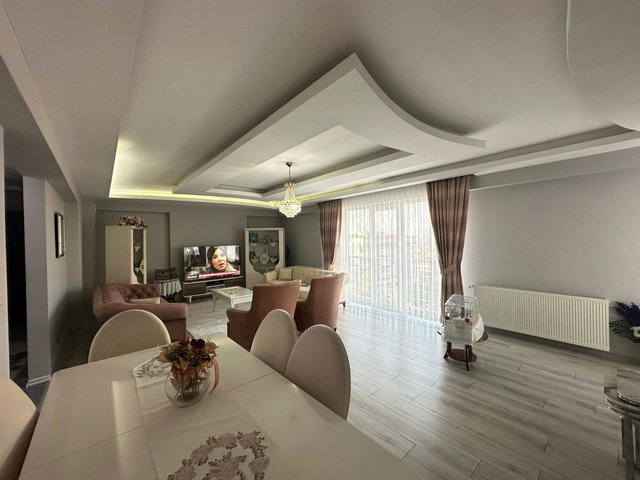 PARK ORMAN SİTESİNDE DENİZ MANZARALI 3+1 | 150 M² NET