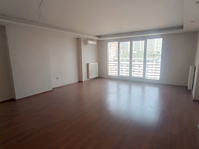 REMAK HEDEF GÖKHAN ASLANTAŞ'TAN 11 MAHALLE SİTESİNDE 4+1 LÜKS DAİRE