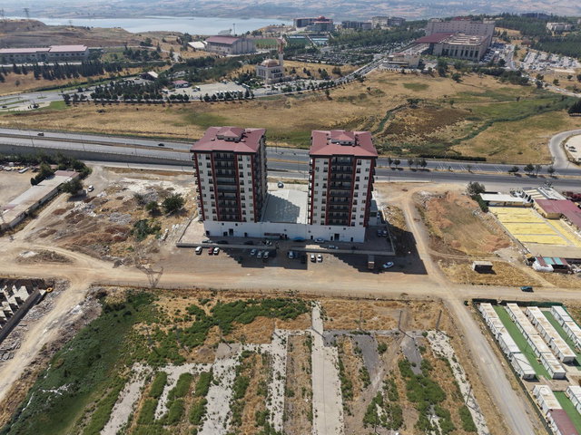 REMAX YENİ GAYRİMENKUL’DEN SATILIK 2+0 DAİRE