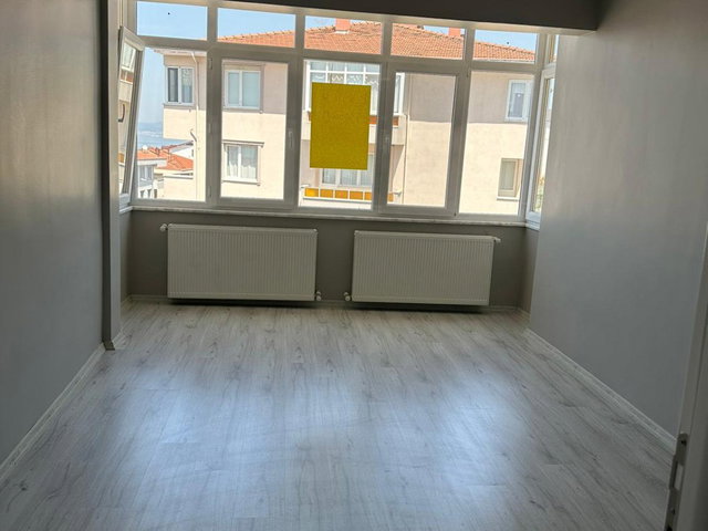 REMAX KANYON KİRALIK İÇİ SIFIRLANMIŞ KÖPRÜ MANZARALI 3+1 DAİRE