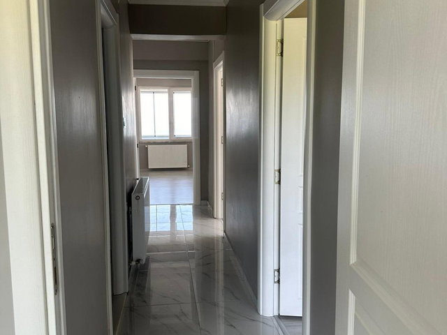 REMAX KANYON KİRALIK İÇİ SIFIRLANMIŞ KÖPRÜ MANZARALI 3+1 DAİRE