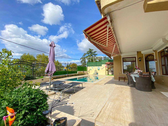 DENIZ VE ADALAR MANZARALI TRIPLEKS VILLA