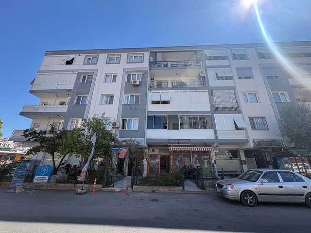 ÇIĞLI ATAŞEHIR'DE MERKEZI LOKASYON,TADILATLI,3+1 KIRALIK DAIRE