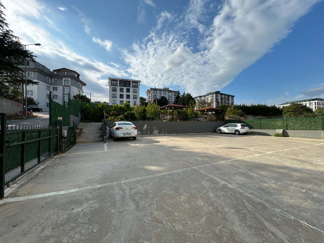 MURATÇEŞMEDE KISA KATLI BİNADA MASRAFSIZ SATILIK 2+1 DAİRE!