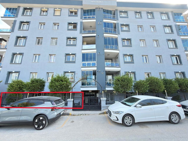BUCA BATI ÇIKIŞINA YAKIN | 3+1 | ÖNÜ AÇIK | KENDİNE AİT OTOPARK