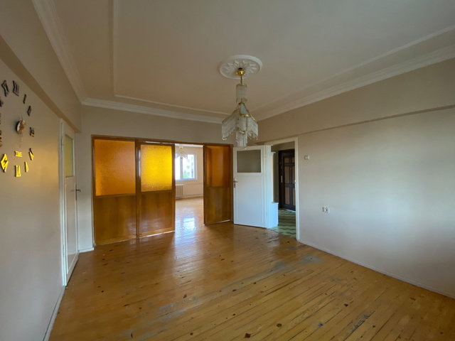 REMAX ARTIS'DEN YENIŞEHIR'DE KIRALIK 3+1 DAIRE