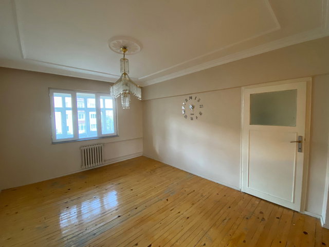 REMAX ARTIS'DEN YENIŞEHIR'DE KIRALIK 3+1 DAIRE