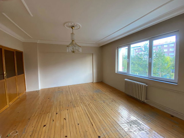 REMAX ARTIS'DEN YENIŞEHIR'DE KIRALIK 3+1 DAIRE