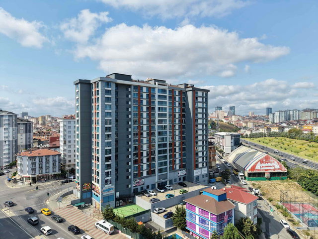 ÜMRANIYE SITE FINANS MERKEZI NEW LOCA FULL YAPILI ÖNÜ AÇIK 2+1
