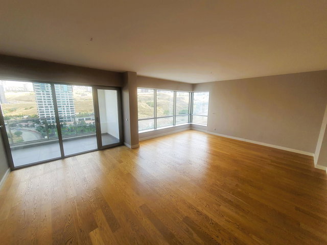LOTUS BEYTEPE SİTESİ KİRALIK ( ÜÇ CEPHELI) 4+1 DAİRE