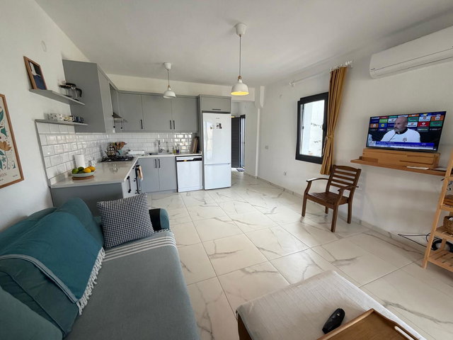 DATÇA MERKEZE YAKIN DÖNEMSEL 2+1 BAHÇE KATI KİRALIK DAİRE