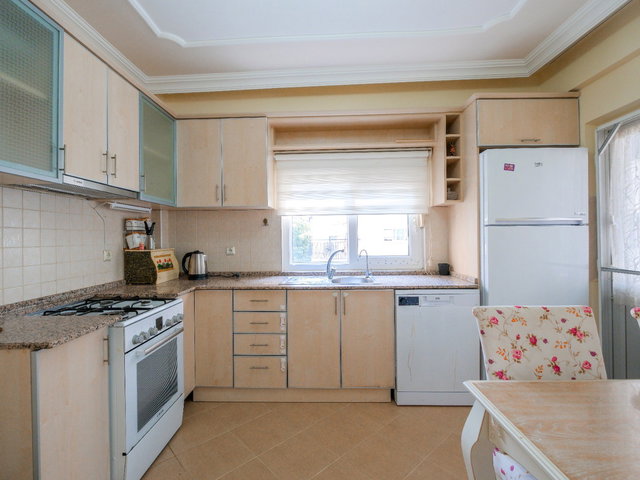 KONYAALTI HURMA’DA HAVUZLU SİTE İÇİ 2+1 EŞYALI SATILIK DAİRE