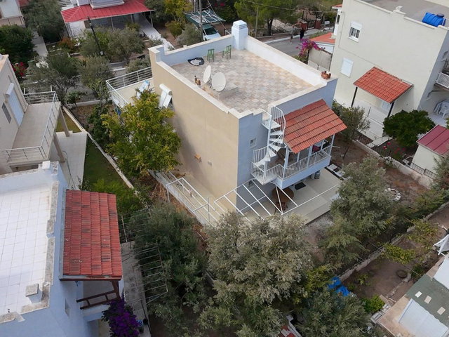 60 ÇEŞME ILDIRDA SİTE İÇİ DENİZ MANZARALI MÜSTAKİL SATILIK VİLLA