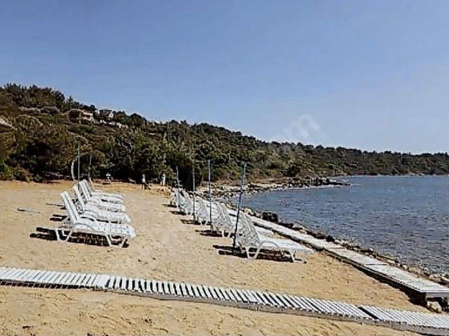 60 ÇEŞME ILDIRDA SİTE İÇİ DENİZ MANZARALI MÜSTAKİL SATILIK VİLLA