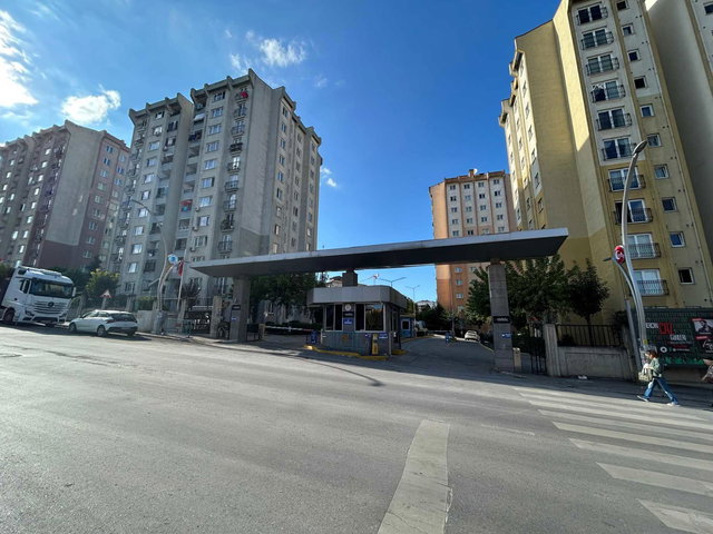 KIPTAŞ TUZLA ŞIFA EVLERI ÖN CEPHE 2+1 SATILIK DAIRE