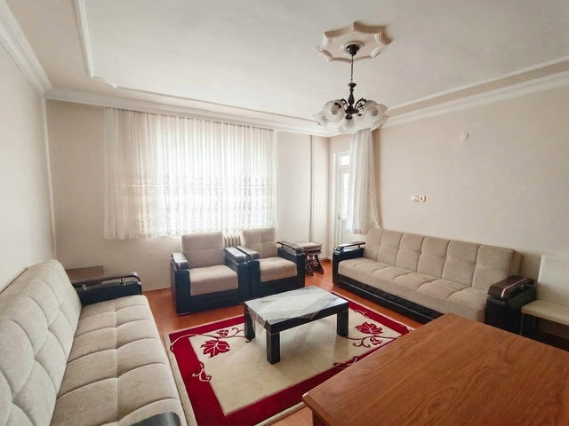 RE/MAX İNCİ'DEN SAVAŞTEPE CADDESİNDE SATILIK 3+1 VE 2+1 TERASLI DAİRE