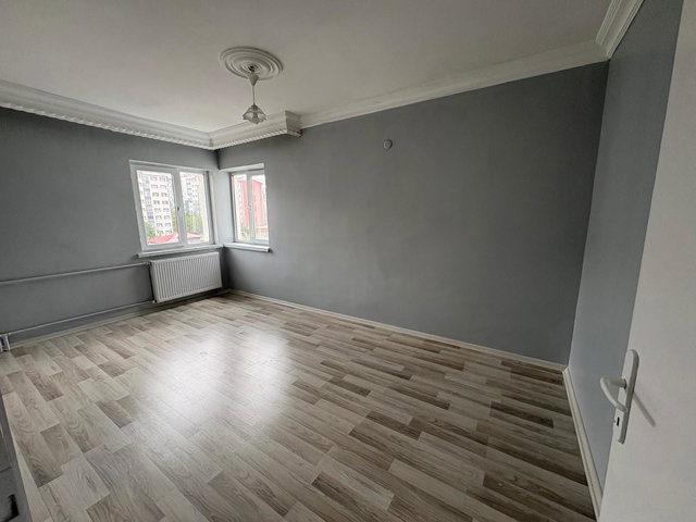 REMAX İLKE'DEN HİLALKENT 3+1 SATILIK DAİRE