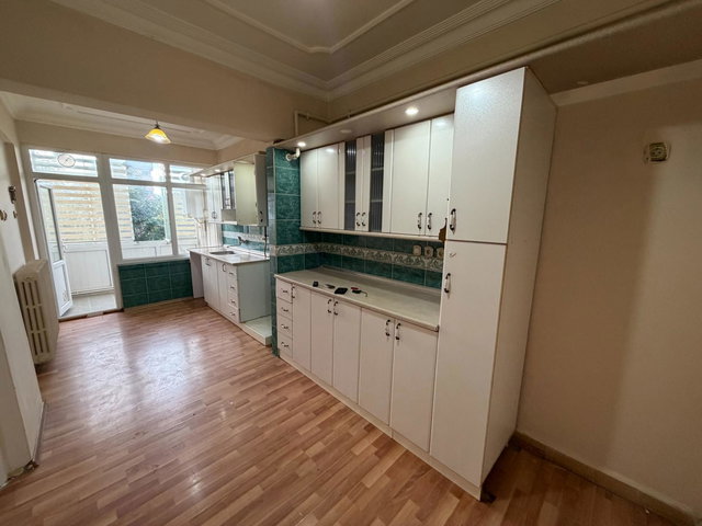 RE/MAX MEYDAN | 2 NOLU BEŞİRLİ'DE SATILIK 3+1 DAİRE