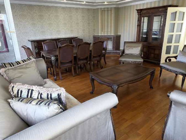 FLORYA'DA SAUNA VE TERASLI 350 M2 DUBLEKS- 2 ARAÇLIK OTOPARKLI