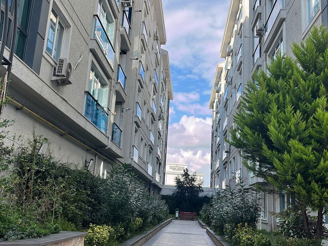 YAKUPLU ASELEVLERİ SİTESİ SATILIK 2,5 +1 DAİRE