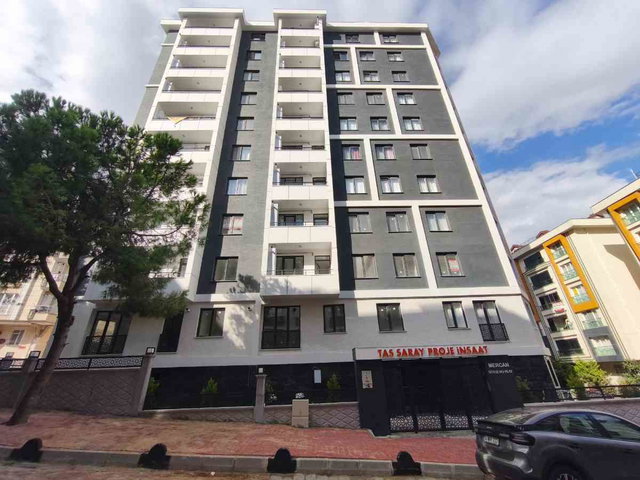 SIFIR SITE IÇI BALKONLU ASANSÖRLÜ 3+1 SATILIK DAIRE