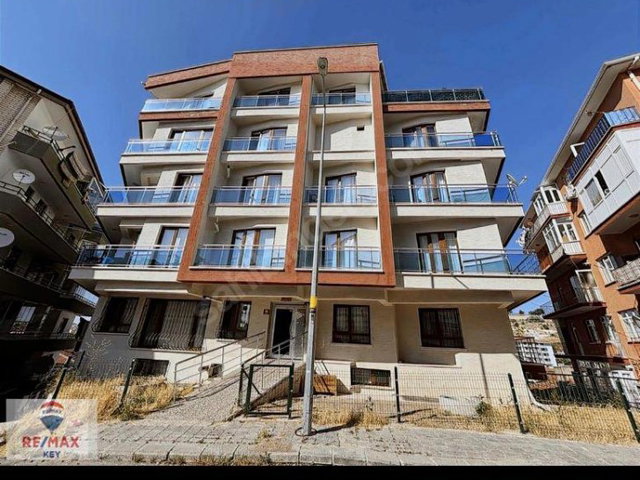 ÇANKAYA İNCESU’DA 4+1 | 180 M² NET | 2 BANYO-3 WC | BALKONLU | KREDİYE UYGUN