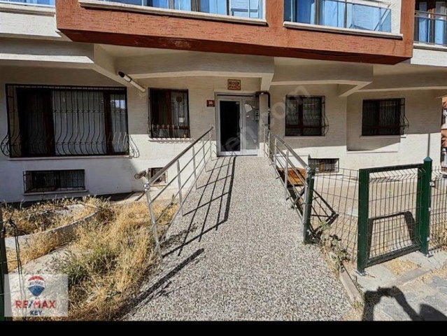 ÇANKAYA İNCESU’DA 4+1 | 180 M² NET | 2 BANYO-3 WC | BALKONLU | KREDİYE UYGUN