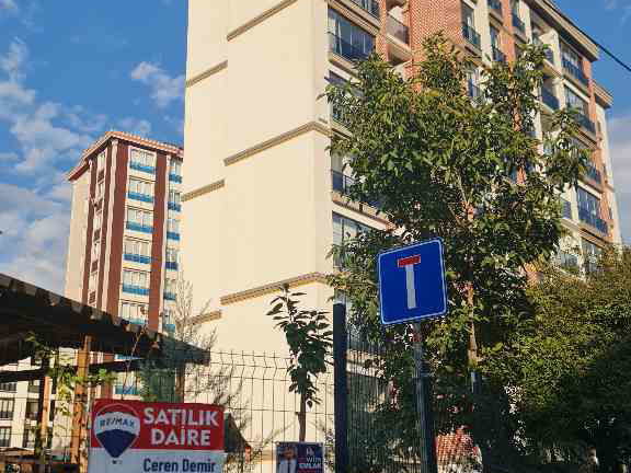 ÜMRANİYE- DUDULLU MERKEZ METRO DİBİNDE YENİ BİNADA 3+1 SATILIK DAİRE