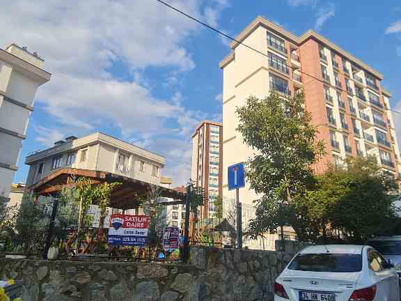 ÜMRANİYE- DUDULLU MERKEZ METRO DİBİNDE YENİ BİNADA 3+1 SATILIK DAİRE