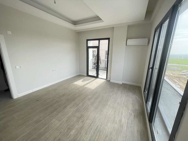 REMAX LAND DAN SATILIK 2+1