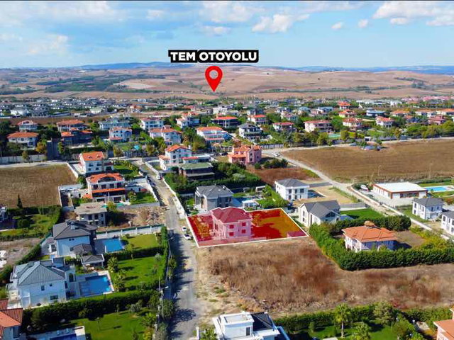 BÜYÜKÇEKMECE TEPEKENT DÖRT KATLI MÜSTAKIL HAVUZLU 1650 METRE² ARSA IÇERISINDE SATILIK 7 + 3 VILLA