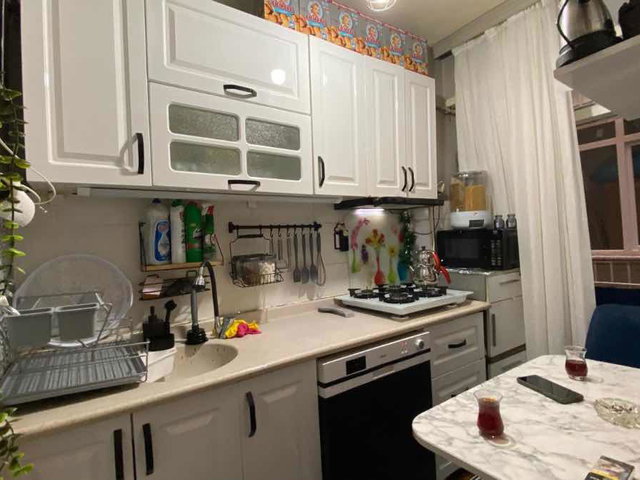 KADIKÖY MERKEZDE DENİZ MANZARALI 2+1 FIRSAT DAİRE