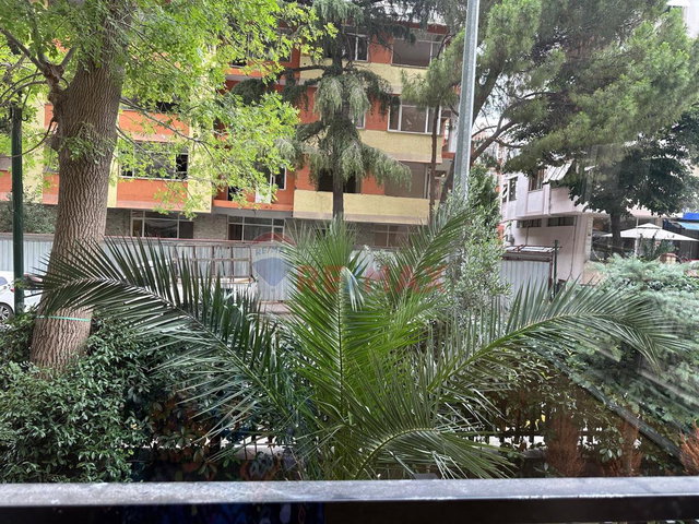 ERENKÖY ÇELEBİ SOKAKTA YÜKSEK GİRİŞ KİRALIK DAİRE