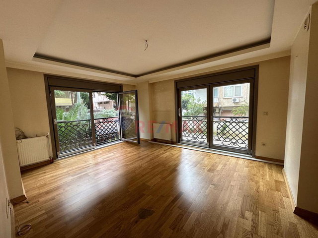 ERENKÖY ÇELEBİ SOKAKTA YÜKSEK GİRİŞ KİRALIK DAİRE